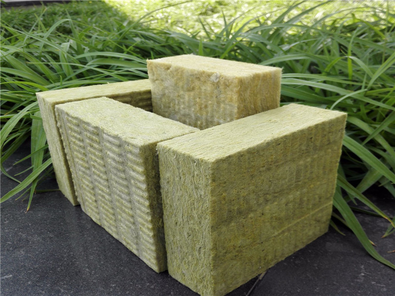 幕墻專(zhuān)用巖棉板